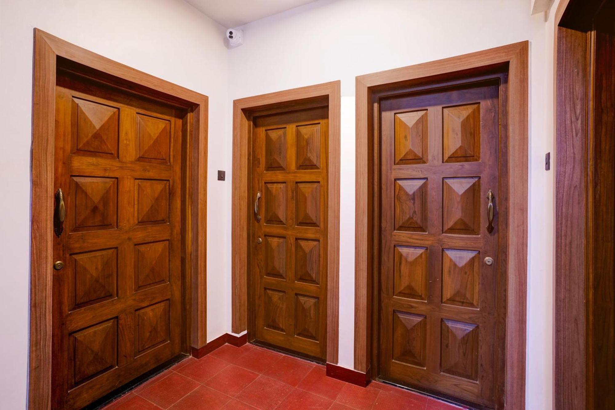 Collection O Dona Karen Hotel GOA Exterior foto